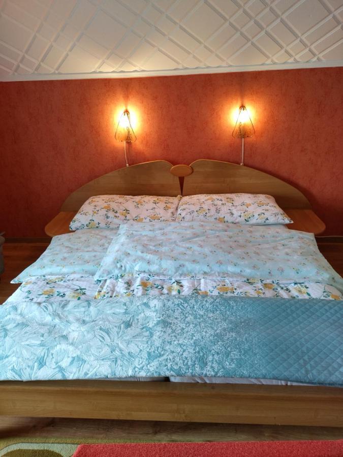 Ibolya Apartman Leilighet Badacsony Eksteriør bilde